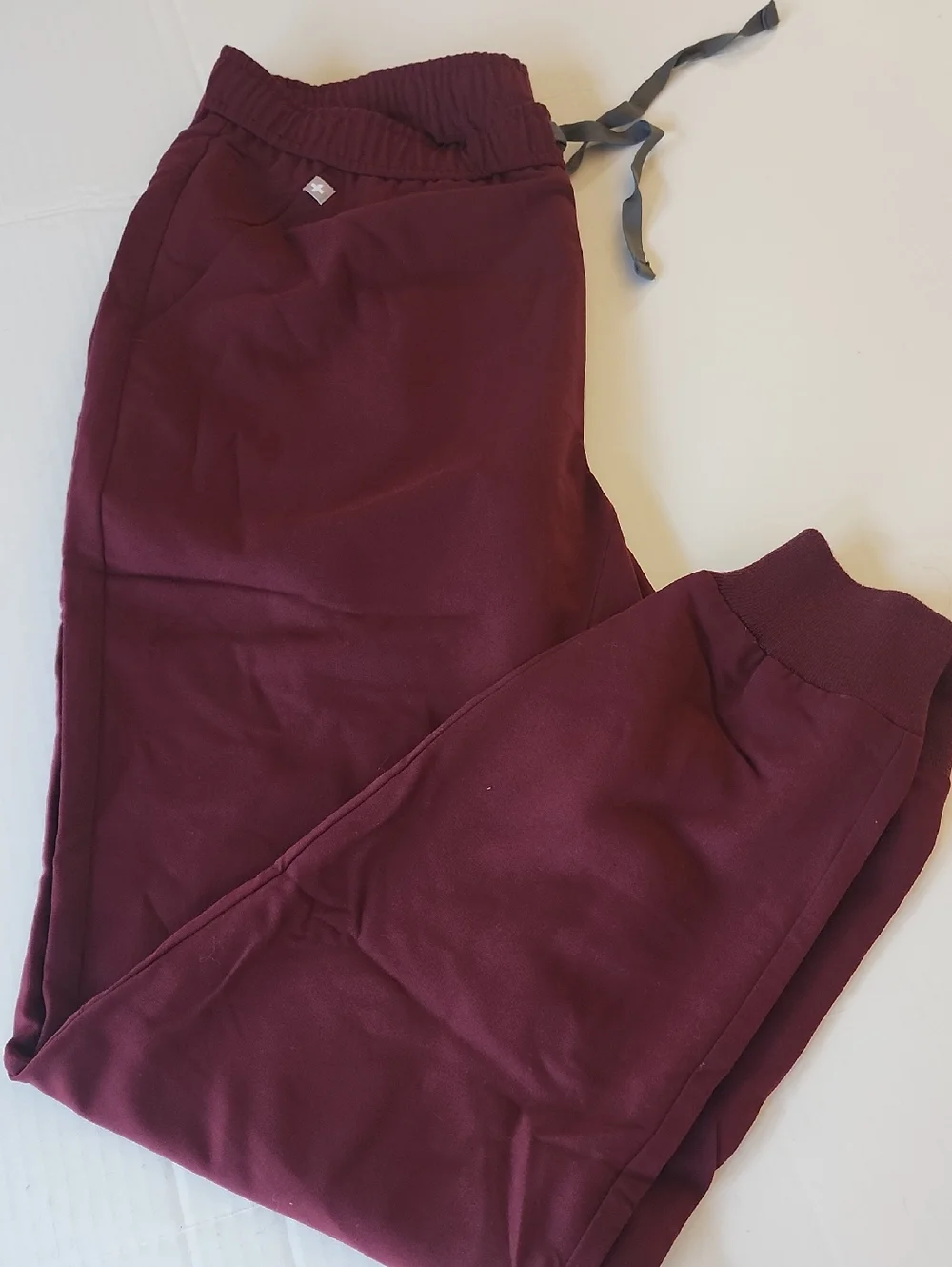 Figs Men's Tansen Jogger Scrub Pants, Burgundy, Large